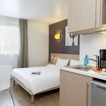 Adagio Access Paris Gare מלון דירות