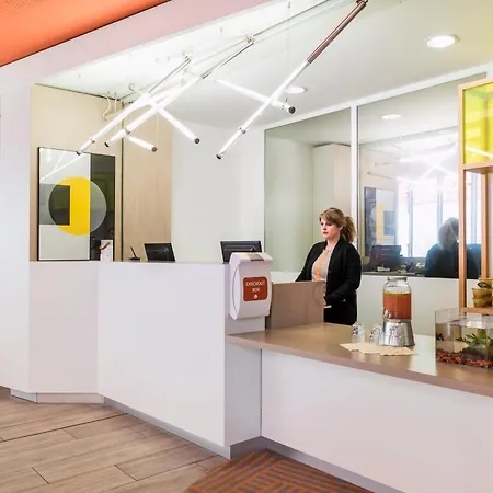 Adagio Access Paris Gare מאסי