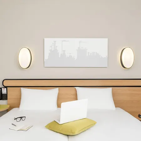 Adagio Access Paris Gare מלון דירות 3*