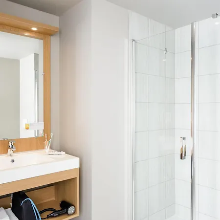 Adagio Access Paris Gare מאסי