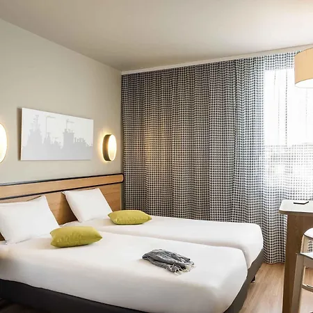 Adagio Access Paris Gare מאסי